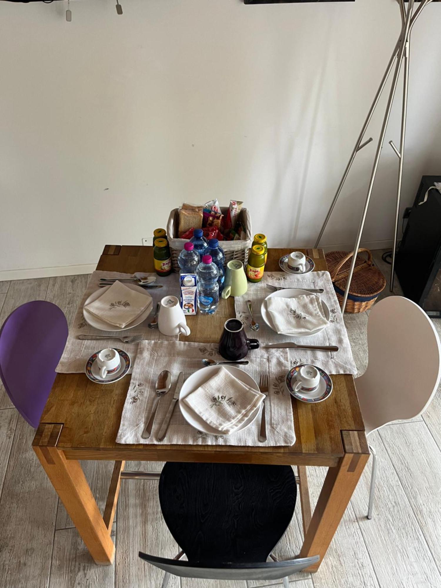 B&B Rooms Moncalvo Ngoại thất bức ảnh
