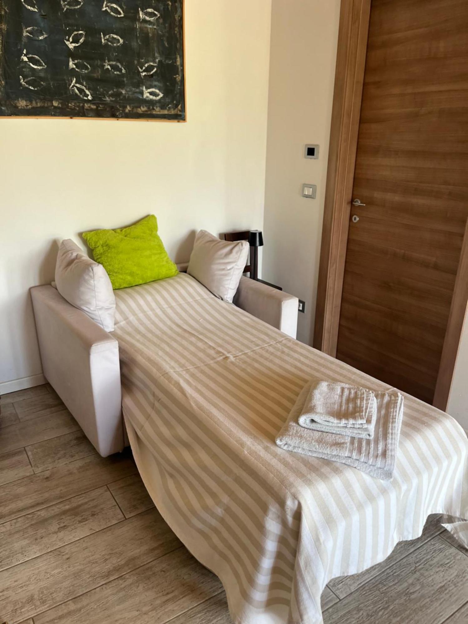 B&B Rooms Moncalvo Ngoại thất bức ảnh